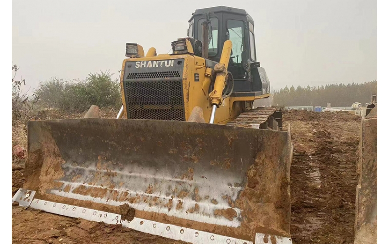 推土機液壓變速箱故障的幾種排除方法